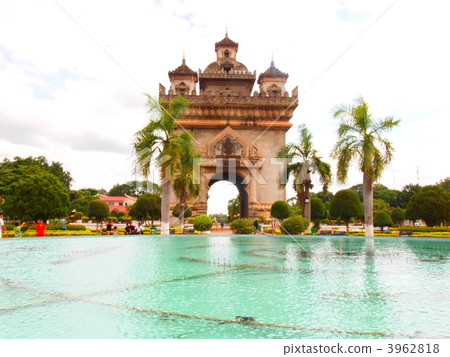 patuxai, vientiane, laos 3962818