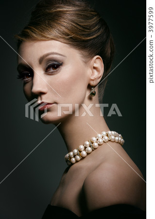 classic portrait 3977599