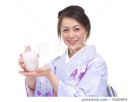 和服婦女與不寬容 和服婦女與不寬容 3980964