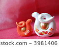 Two year snake's side disposition sideways 3981406