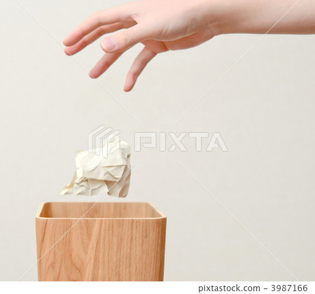 garbage can, trash can, cast aside 3987166