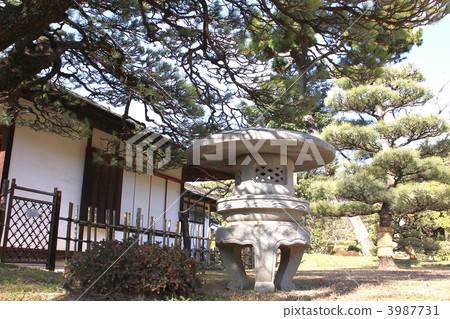  Stone lantern 3987731