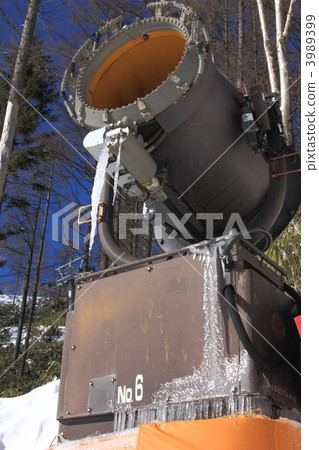 Snow Machine 3989399