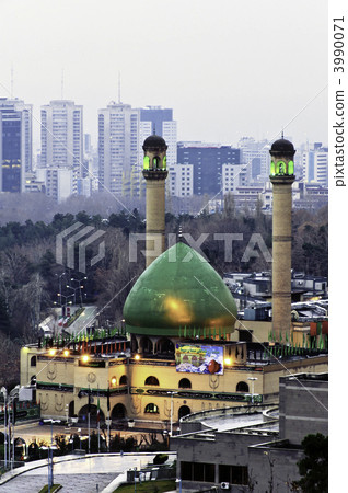 Mosque (Iran, Tehran) 3990071