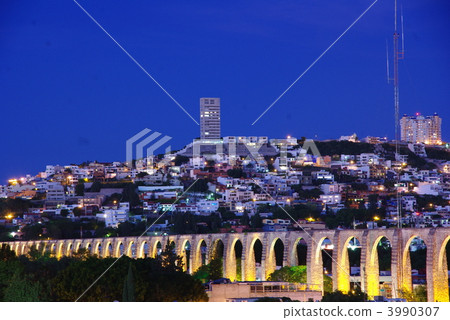 墨西哥中世紀城市克雷塔羅 3990307