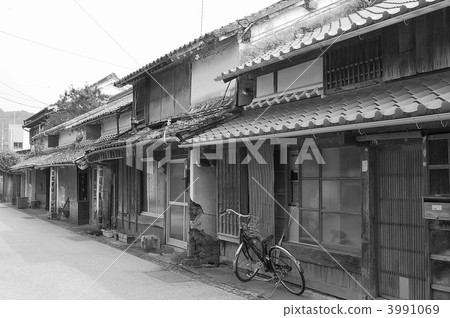 基拉河鎮的街道 3991069
