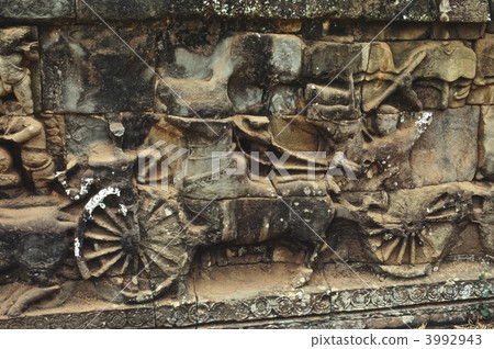 麻風王台上的「戰車」雕塑（柬埔寨暹粒吳哥城） 3992943