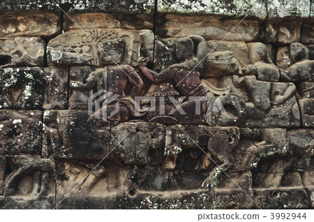 牆壁雕塑（柬埔寨暹粒吳哥皇宮戰像台） 3992944