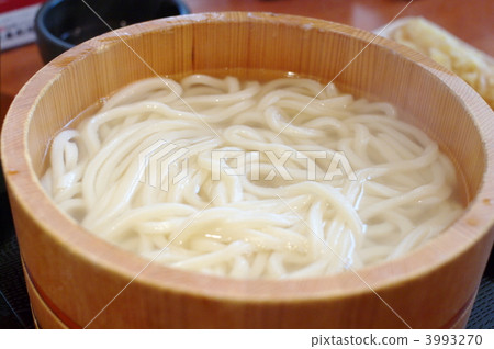 Udon noodle with fried noodles 3993270