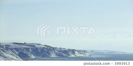White coastal terrace White coastal terrace 3993913