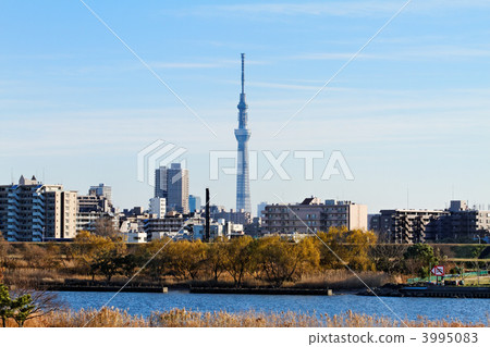 傳播藍天住宅區和東京天空樹的河手 傳播藍天住宅區和東京天空樹的河手 3995083