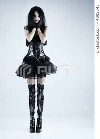 Young slim goth woman Young slim goth woman 4002343