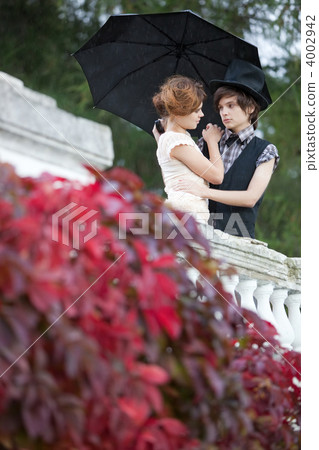 Young couple Young couple 4002942