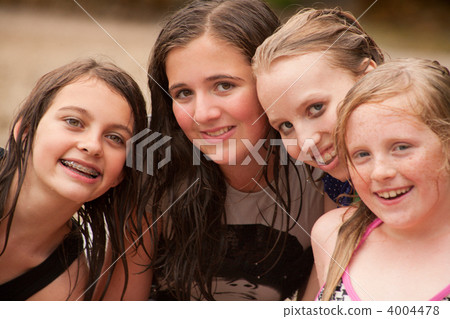 Teens from the water Teens from the water 4004478