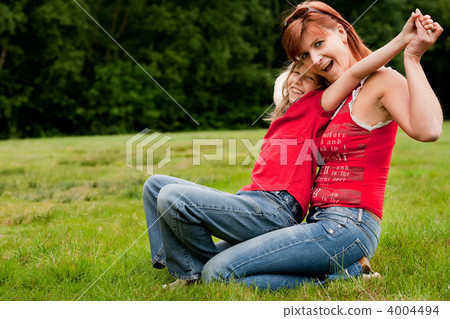 Happy little family Happy little family 4004494