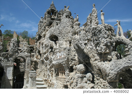 Postman Cheval's ideal palace full of handmade feeling 4008002