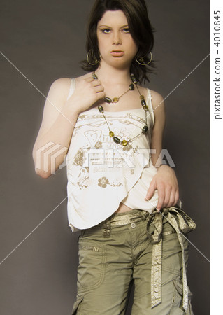 Fashion model with necklace Fashion model with necklace 4010845