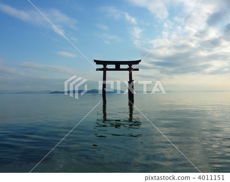 Shiroi Shrine Shiroi Shrine 4011151