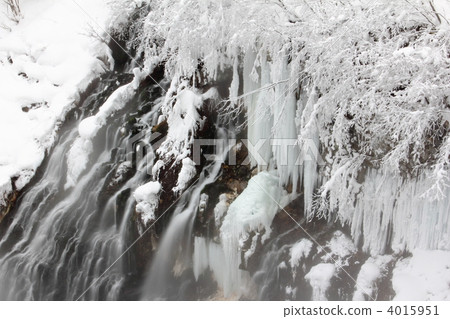 Biei's beard's waterfall 4015951