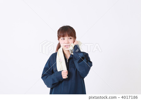 Women wearing work clothes Women wearing work clothes 4017186