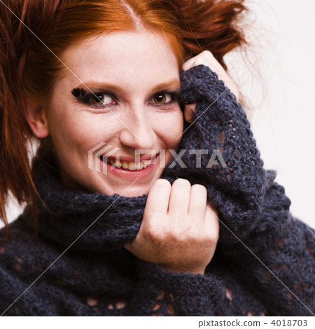 Laughing redhead 4018703