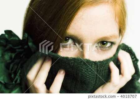 green eyed redhead 4018707