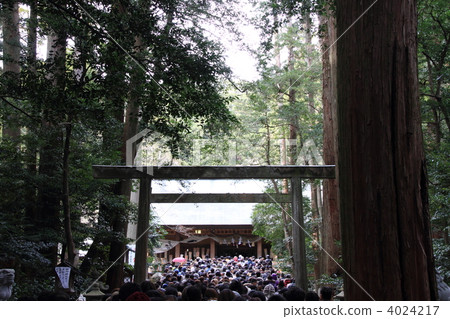 Hatsumoso at Tsubakiji Shrine Hatsumoso at Tsubakiji Shrine 4024217