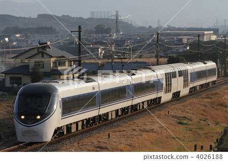 在御殿場線上有限快遞奔跑 4026188