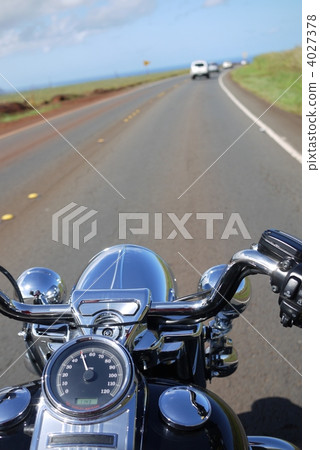 通往北岸的道路 通往北岸的道路 4027378