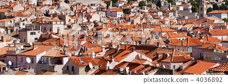 Dubrovnik old town red roofs 4036892