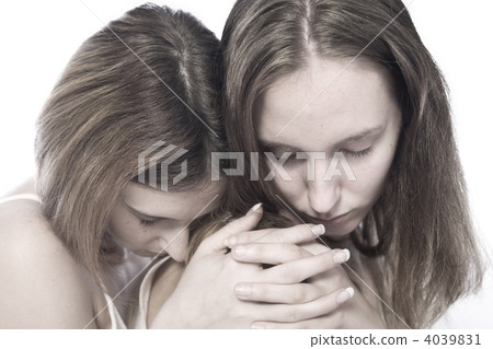 Hugging together Hugging together 4039831