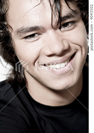 Smiling indonesian face 4043502