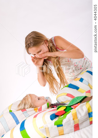 Please wake up Please wake up 4044305