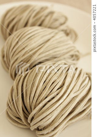 Buckwheat noodles Buckwheat noodles 4057221