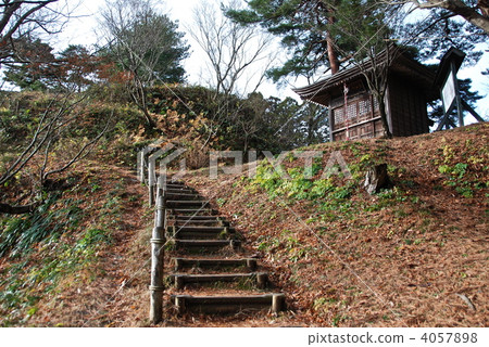 Bishamondo (Restoration) (Kasugayama Castle Ruins / Nakayashiki / Soybean, Joetsu Shi, Niigata Prefecture) 4057898