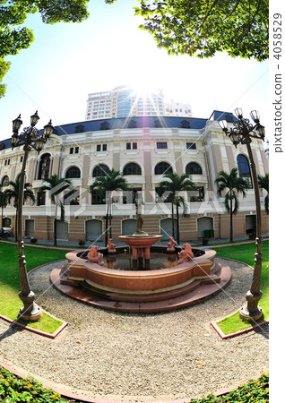 越南胡志明公民劇院（歌劇院）的魚眼鏡頭 4058529