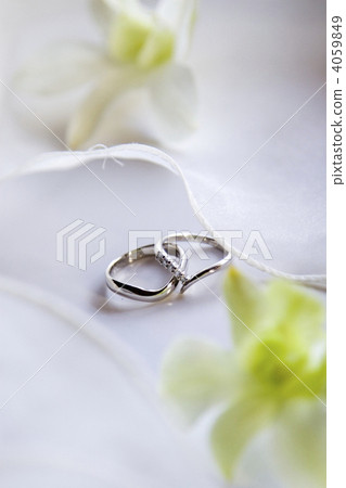 重疊的結婚戒指 重疊的結婚戒指 4059849