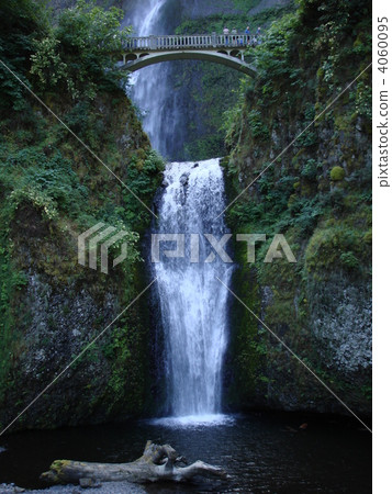 Martonoma Falls (Oregon State) Martonoma Falls (Oregon State) 4060095
