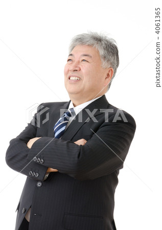 穿著衣服的老人 穿著衣服的老人 4061365