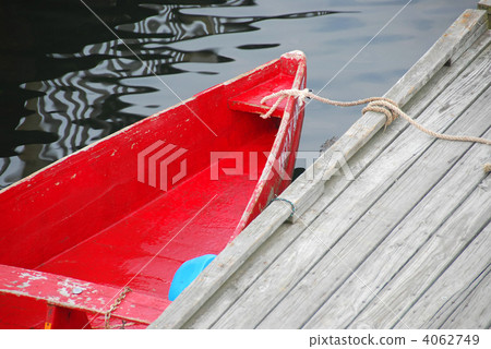 Red boat Red boat 4062749
