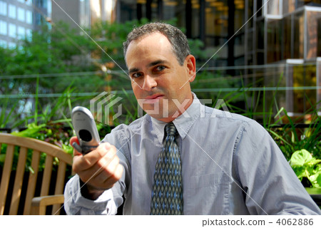 Businessman phone 4062886