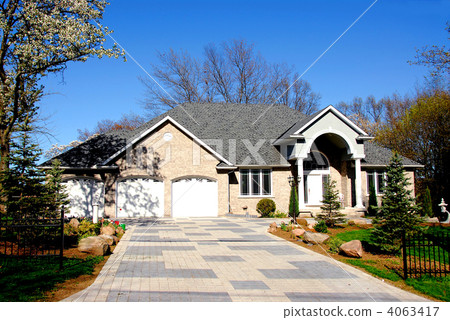 Executive home Executive home 4063417