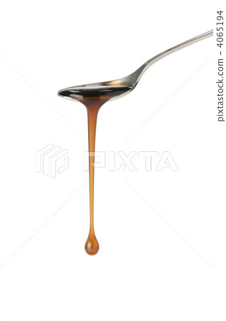 Black honey hung with a spoon 4065194