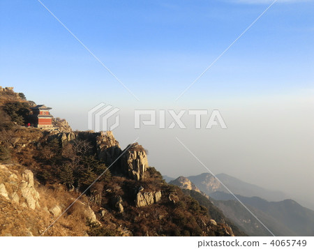 Taishan, near the summit Taishan, near the summit 4065749