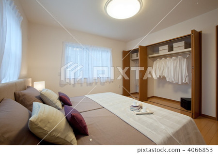 Bedroom in a newly built home 4066853