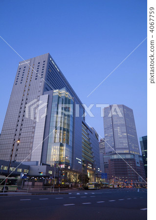 大阪站前 4067759