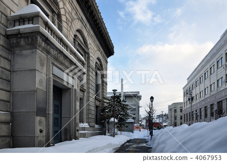 Otaru walk · Old Mitsui Bank Otaru Branch 4067953