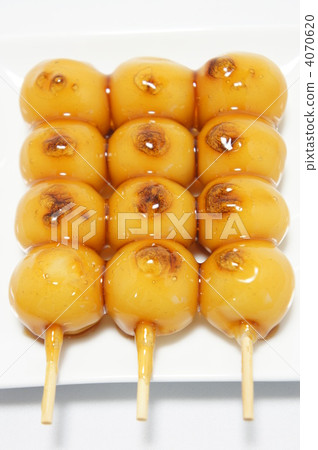 Mitarashi dumpling  4070620