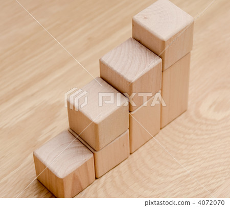 an intellectual toy, building block, block - Stock Photo [4072070] - PIXTA