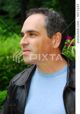 Man portrait outside 4073147
